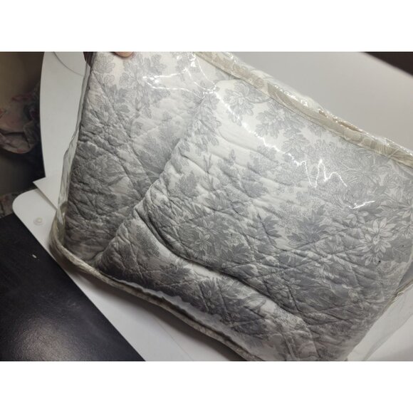 Toile Gray Floral Pillow Shams Set 2 King Quilted Cotton blend botanical cottage - Picture 4 of 5